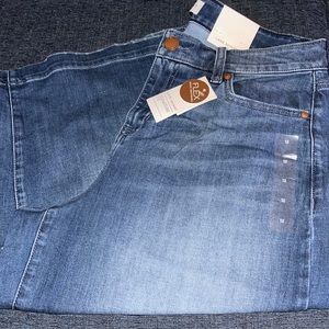 Brand new Lane Bryant Wide Leg Pedal Jeans